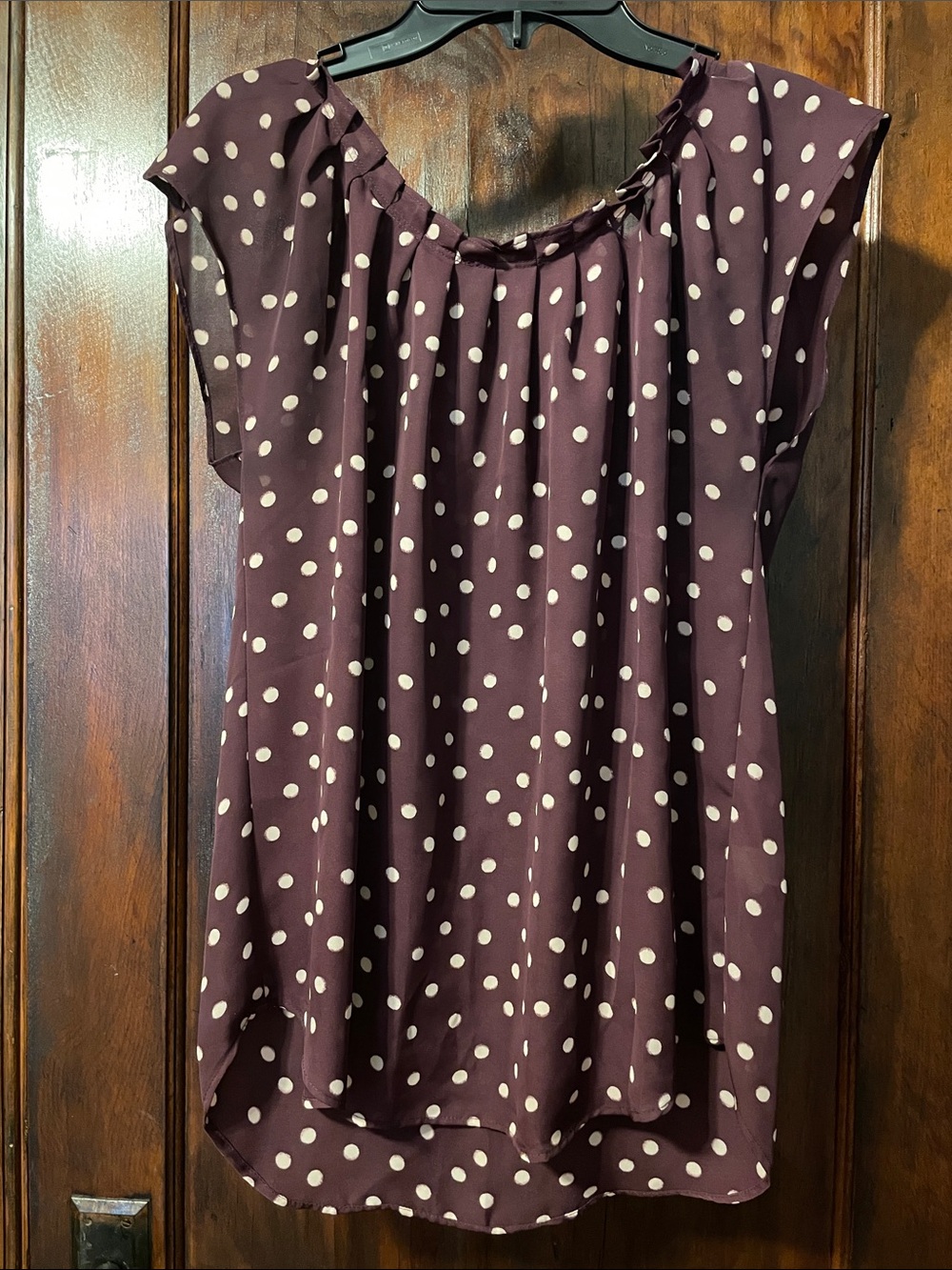 Lauren Conrad Polka Dot Cap Sleeve Blouse in Plum and Cream